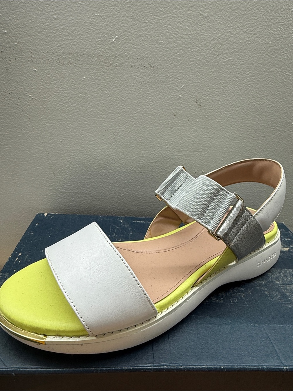 Cole Haan White Sandal with Lime Footbed and Silver Strap Women’s Size 6.5